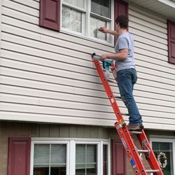 B & L Exterior - Window washing done right! Now offering 15% off for first-time customers -- book today!