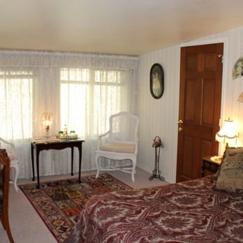 Blue Heron Inn - Bed & Breakfast Near Me - Florence, Oregon Blue Heron Inn - Bed & Breakfast Near Me - Florence, Oregon