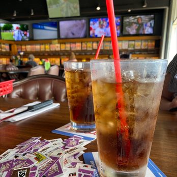 Madison Avenue Pub - Sunday Funday - Pubs Near Me - Everett, Washington Madison Avenue Pub - Sunday Funday - Pubs Near Me - Everett, Washington