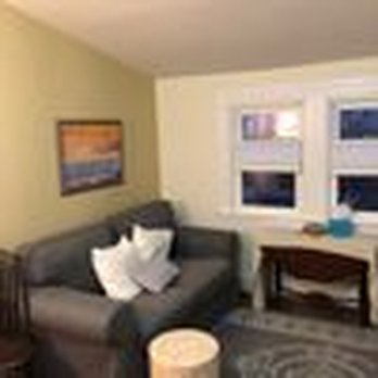Hypnotherapy By The Bay - Treatment space at Wellsview Cottage - Hypnosis/Hypnotherapy Near Me - Annapolis, Maryland Hypnotherapy By The Bay - Treatment space at Wellsview Cottage - Hypnosis/Hypnotherapy Near Me - Annapolis, Maryland