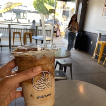 Caffe Luxxe - Clean modern store - Coffee & Tea Near Me - Santa Monica, California Caffe Luxxe - Clean modern store - Coffee & Tea Near Me - Santa Monica, California