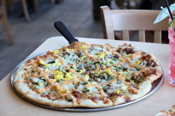 Fong's Pizza by null