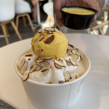 Da Vien Coffee - Durian Bingsoo - Desserts Near Me - Westminster, California