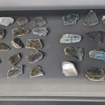 Wintermoon Mystics - Labradorite with beautiful flash - Gemstones & Minerals Near Me - Mineral, Virginia Wintermoon Mystics - Labradorite with beautiful flash - Gemstones & Minerals Near Me - Mineral, Virginia