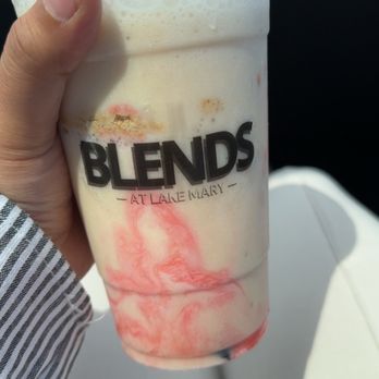 Blends - Strawberry cheesecake shake - Juice Bars & Smoothies Near Me - Lake Mary, Florida