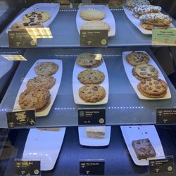 Barnes & Noble - Bakery items