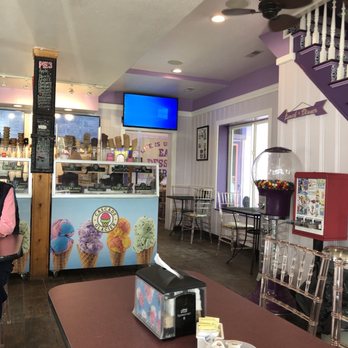 Purple Pie Place - Inside ice cream area - Desserts Near Me - Custer, South Dakota Purple Pie Place - Inside ice cream area - Desserts Near Me - Custer, South Dakota