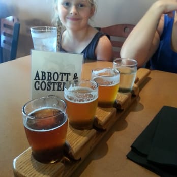 Stormcloud Brewing - Flight - Brewpubs Near Me - Frankfort, Michigan