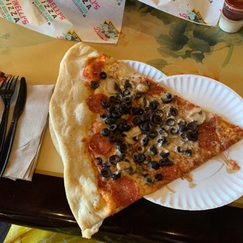 Spinelli's Pizza - GIGANTIC slice! - Pizza Near Me - Tempe, Arizona