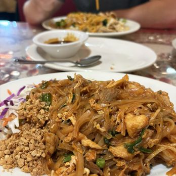 Thai house - Combo pad Thai - Thai Near Me - Eureka Springs, Arkansas Thai house - Combo pad Thai - Thai Near Me - Eureka Springs, Arkansas