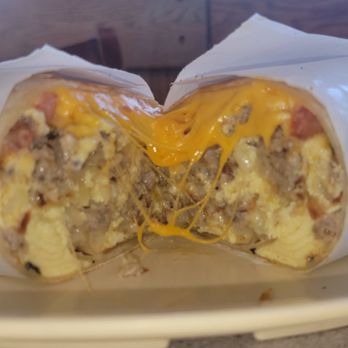 Pete's Place - Burgers Near Me - Oakhurst, California