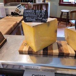Grafton Village Cheese - Queen of Quality