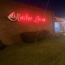 Harbor Lanes Bowling Center