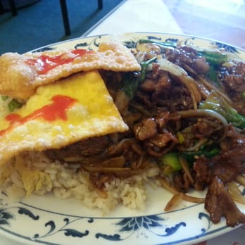 Chinatown Restaurant - Mongolian beef lunch with fried rice. Comes with soup and salad too. - Chinese Near Me - Petaluma, California Chinatown Restaurant - Mongolian beef lunch with fried rice. Comes with soup and salad too. - Chinese Near Me - Petaluma, California