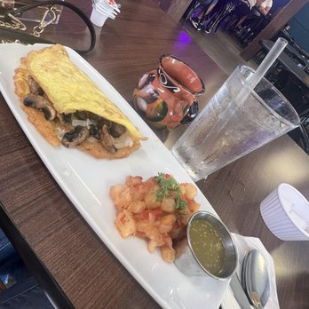 Con Huevos - Create your own omelette - Breakfast & Brunch Near Me - Hawthorne, California Con Huevos - Create your own omelette - Breakfast & Brunch Near Me - Hawthorne, California