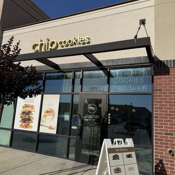 Chip Cookies - Outside - Ice Cream & Frozen Yogurt Near Me - Sacramento, California