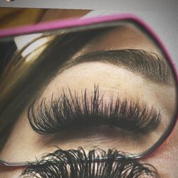 Luna’s Beauty Lounge
