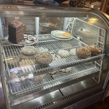 Lumberjacks Restaurant - Dessert case - American Near Me - Stockton, California