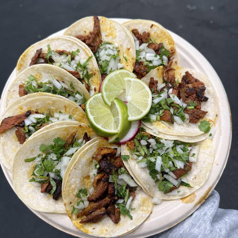 La Burrita - Tacos - Food Trucks Near Me - San Jose, California La Burrita - Tacos - Food Trucks Near Me - San Jose, California