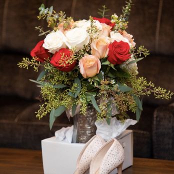 Belle's Lodi Flower Shop - Florists Near Me - Lodi, California