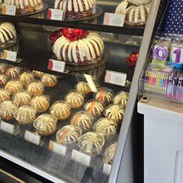 Lemon Bundt Cake