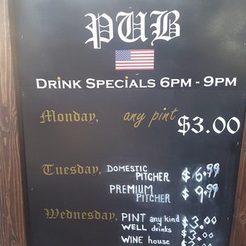 Quinn's Lighthouse - This was outside of the restaurant before you walked in - Seafood Near Me - Oakland, California