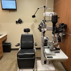 HealthPartners Eye Clinic Arden Hills - Inside exam room