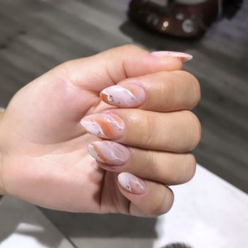 Boston's Nails & Spa - Waxing Near Me - Boston, Massachusetts