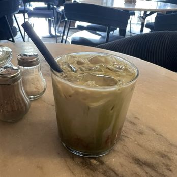 Dear Breakfast Alfama - Strawberry matcha - Breakfast & Brunch Near Me - Lisbon, 11