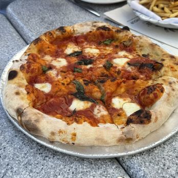 Vina Enoteca - Margherita - Italian Near Me - Palo Alto, California Vina Enoteca - Margherita - Italian Near Me - Palo Alto, California