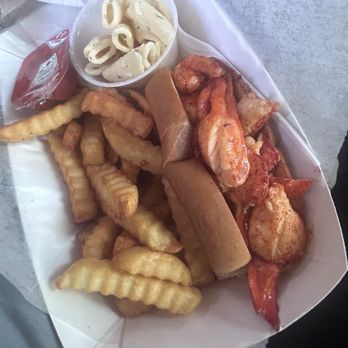 Cameron's Lobster House - Lobster Roll - Seafood Near Me - Brunswick, Maine