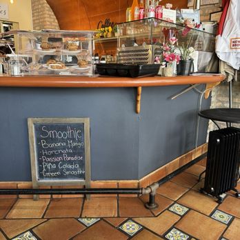 Mora Mia Smoothie Bar and Cafe - Juice Bars & Smoothies Near Me - Chicago, Illinois Mora Mia Smoothie Bar and Cafe - Juice Bars & Smoothies Near Me - Chicago, Illinois