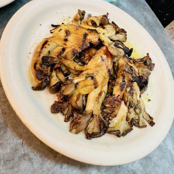 Gjelina - Grilled King Oyster Mushroom, Tarragon Butter - New American Near Me - Venice, California Gjelina - Grilled King Oyster Mushroom, Tarragon Butter - New American Near Me - Venice, California