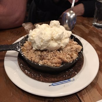 Bear Street Tavern - Pizza Near Me - Banff, Alberta Bear Street Tavern - Pizza Near Me - Banff, Alberta