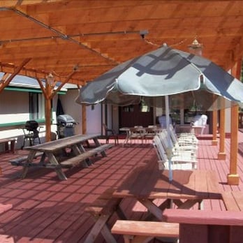 Cascade Mountain Ranch - great deck - Vacation Rentals Near Me - Grants Pass, Oregon