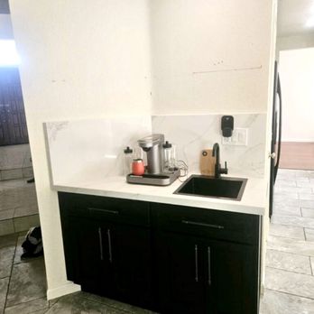 Payless Bath Makeover - General Contractors Near Me - Glendale, California