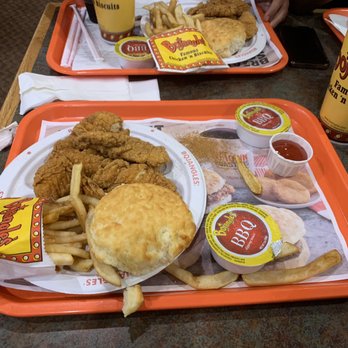Bojangles - 6pc 4 Piece Supremes Combo - Southern Near Me - Raleigh, North Carolina Bojangles - 6pc 4 Piece Supremes Combo - Southern Near Me - Raleigh, North Carolina