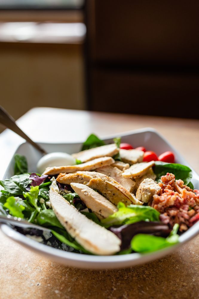 PIZZA EMPIRE Updated May 2024 12 Photos 110 South Main St