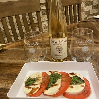 Uncle Giuseppe's Marketplace - Brought home the Caprese salad which was excellent with a bottle of white! - Grocery Near Me - Morris Plains, New Jersey