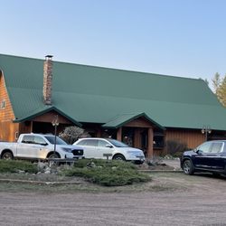 Cedar Lodge Steakhouse & Grille - Outside