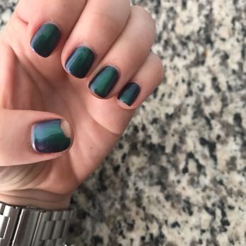 Glory nail salon - Gel manicure done Friday evening and chipped by Monday morning. - Nail Salons Near Me - Concord, California