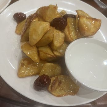 Amber Asian Restaurant - Molten Sugar-Crusted Yams and Dates - Chinese Near Me - Flushing, New York