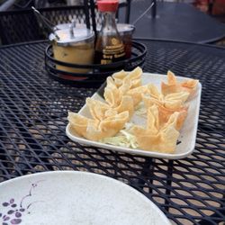 China Cafe - Cheese ragoons