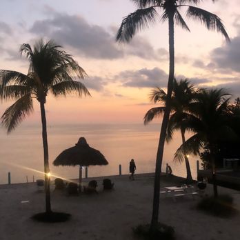 Drop Anchor Resort & Marina - Beautiful sunset - Resorts Near Me - Islamorada, Florida