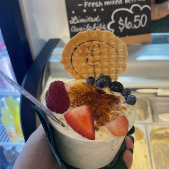 Lamonte Gelato - Crème brûlée special! - Gelato Near Me - Pensacola, Florida