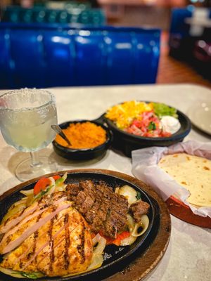 Chuy's by null