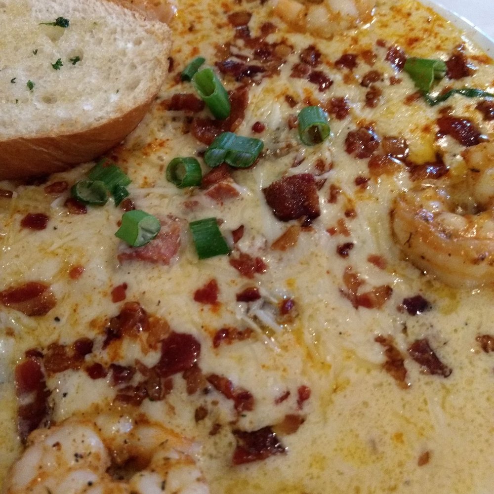Champion’s Bistro - Shrimp and grits - American Near Me - Delhi, Louisiana