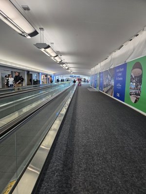 Cincinnati/Northern Kentucky International Airport by null