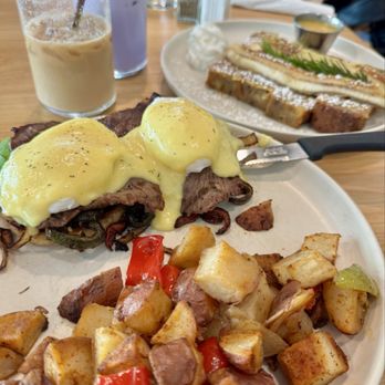 Garden's Gate Cafe - Garden's Gate Benedict - Breakfast & Brunch Near Me - San Jose, California Garden's Gate Cafe - Garden's Gate Benedict - Breakfast & Brunch Near Me - San Jose, California
