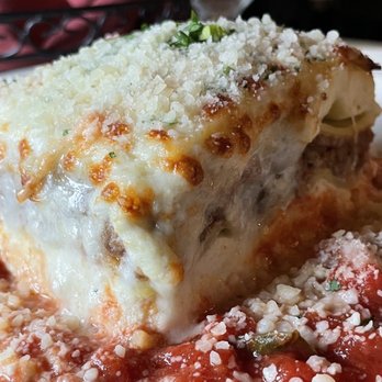 Z Bardhi's - Cheesy lasagna - Italian Near Me - Tallahassee, Florida Z Bardhi's - Cheesy lasagna - Italian Near Me - Tallahassee, Florida